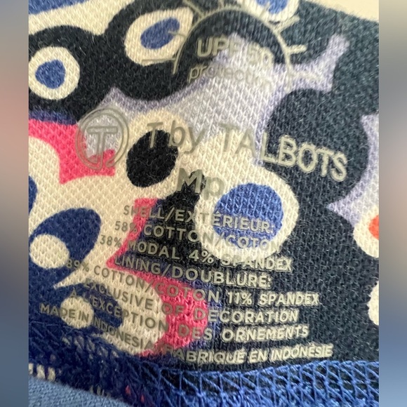 T BY TALBOT. SIZE MP. FLORAL PATTERNED SKORTS. - Picture 9 of 13